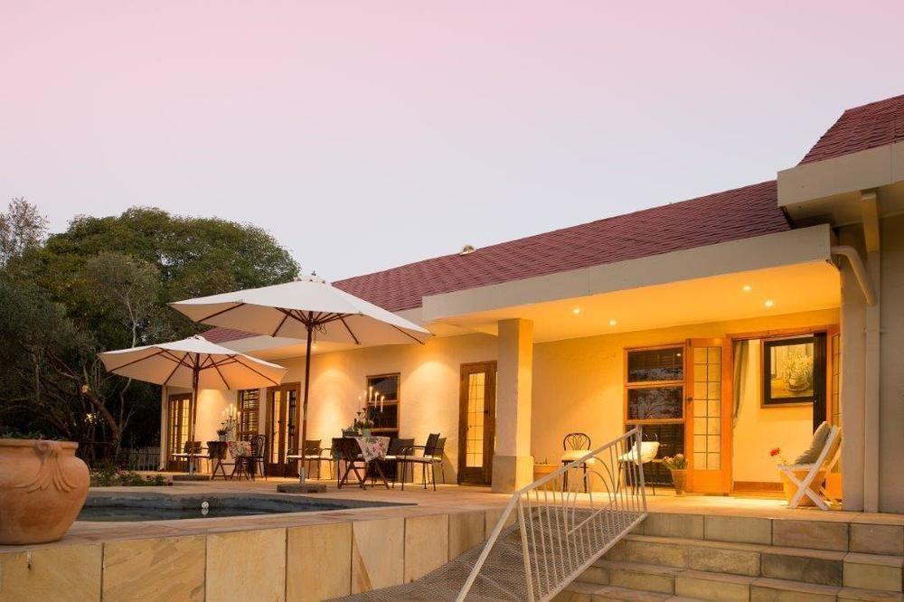 Adeo Bed and Breakfast Bloemfontein Esterno foto