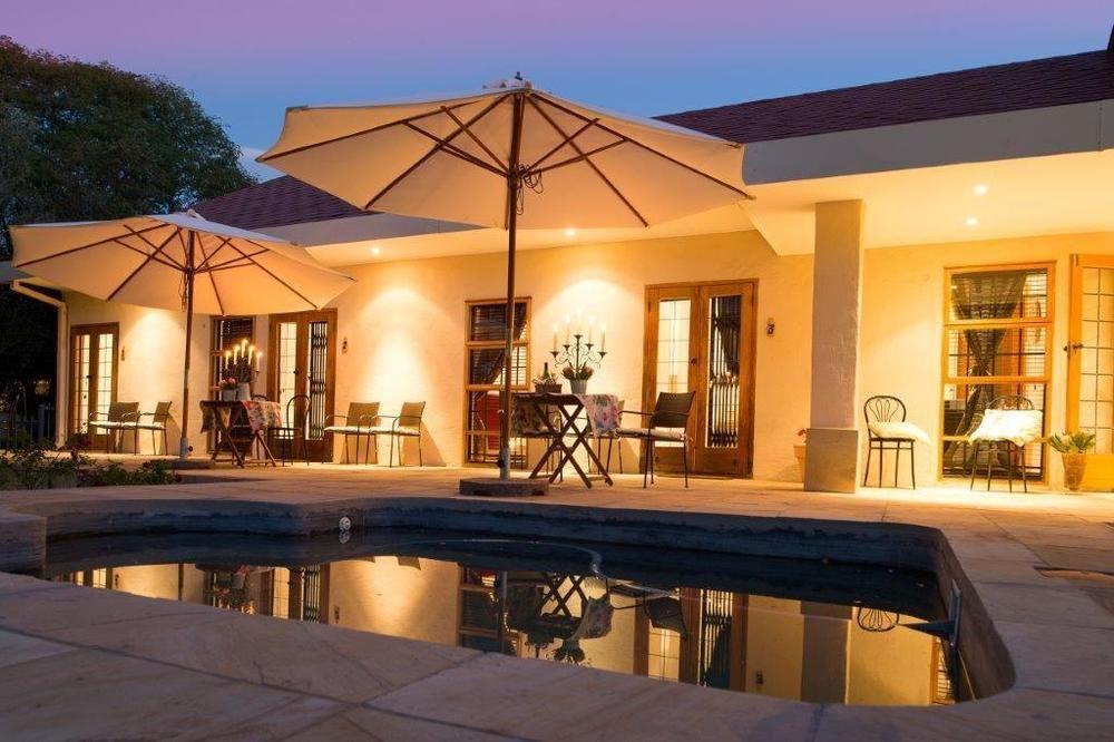 Adeo Bed and Breakfast Bloemfontein Esterno foto