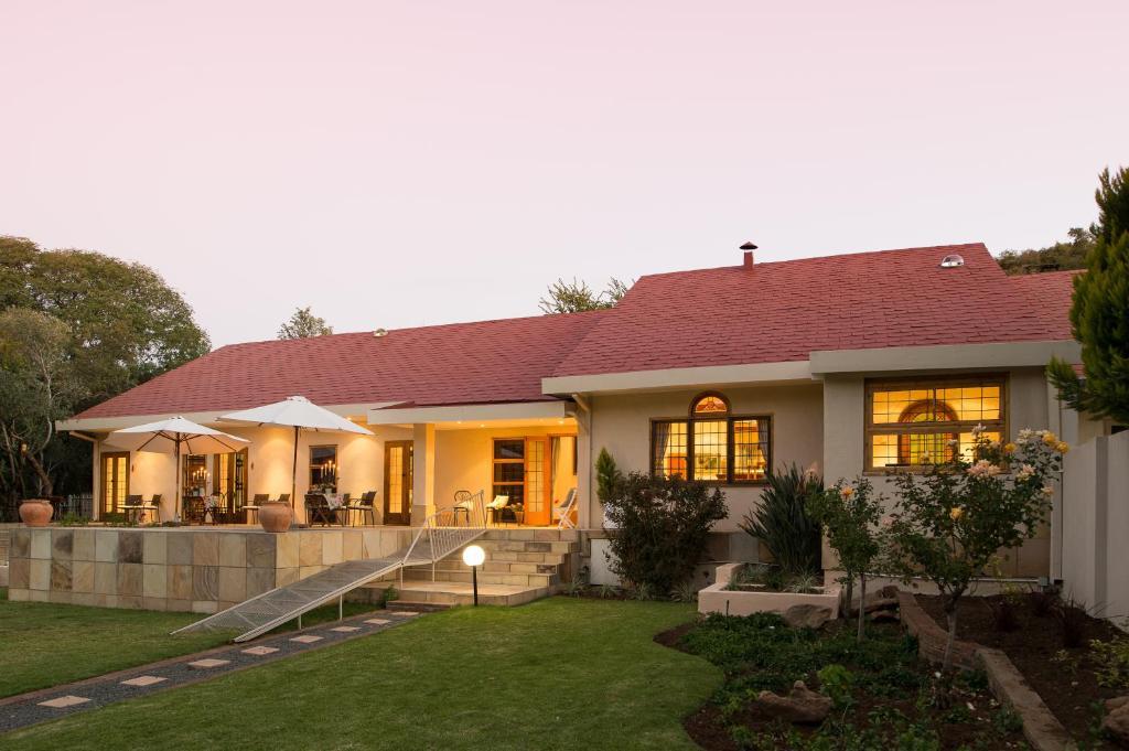 Adeo Bed and Breakfast Bloemfontein Esterno foto